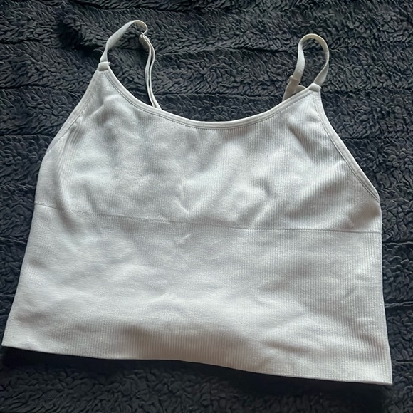 Basic white cropped tank top - Picture 1 of 1